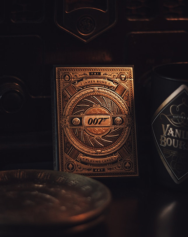Paquet de cartes de jeu à l'effigie de James Bond 007